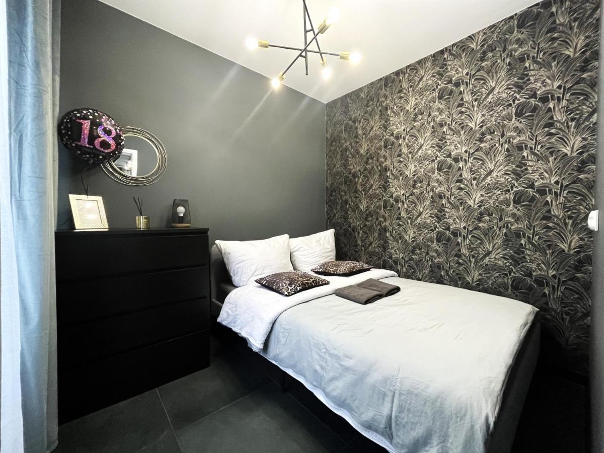 Sunset Apartment Aircon - Self Check-In 24H Wroclaw Ngoại thất bức ảnh